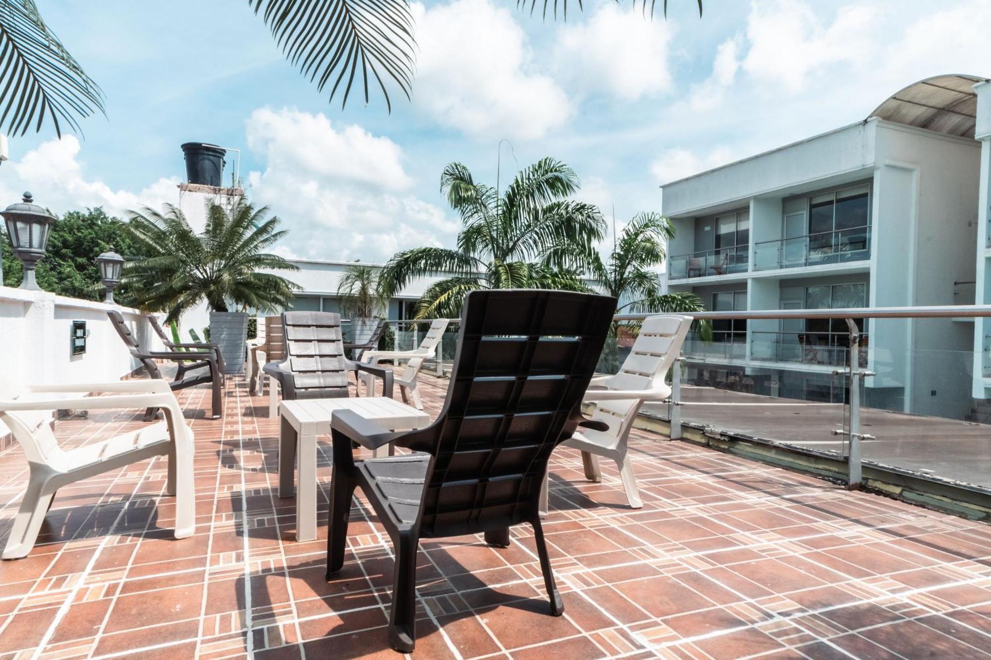 Hotel El Aeropuerto San José del Guaviare Εξωτερικό φωτογραφία