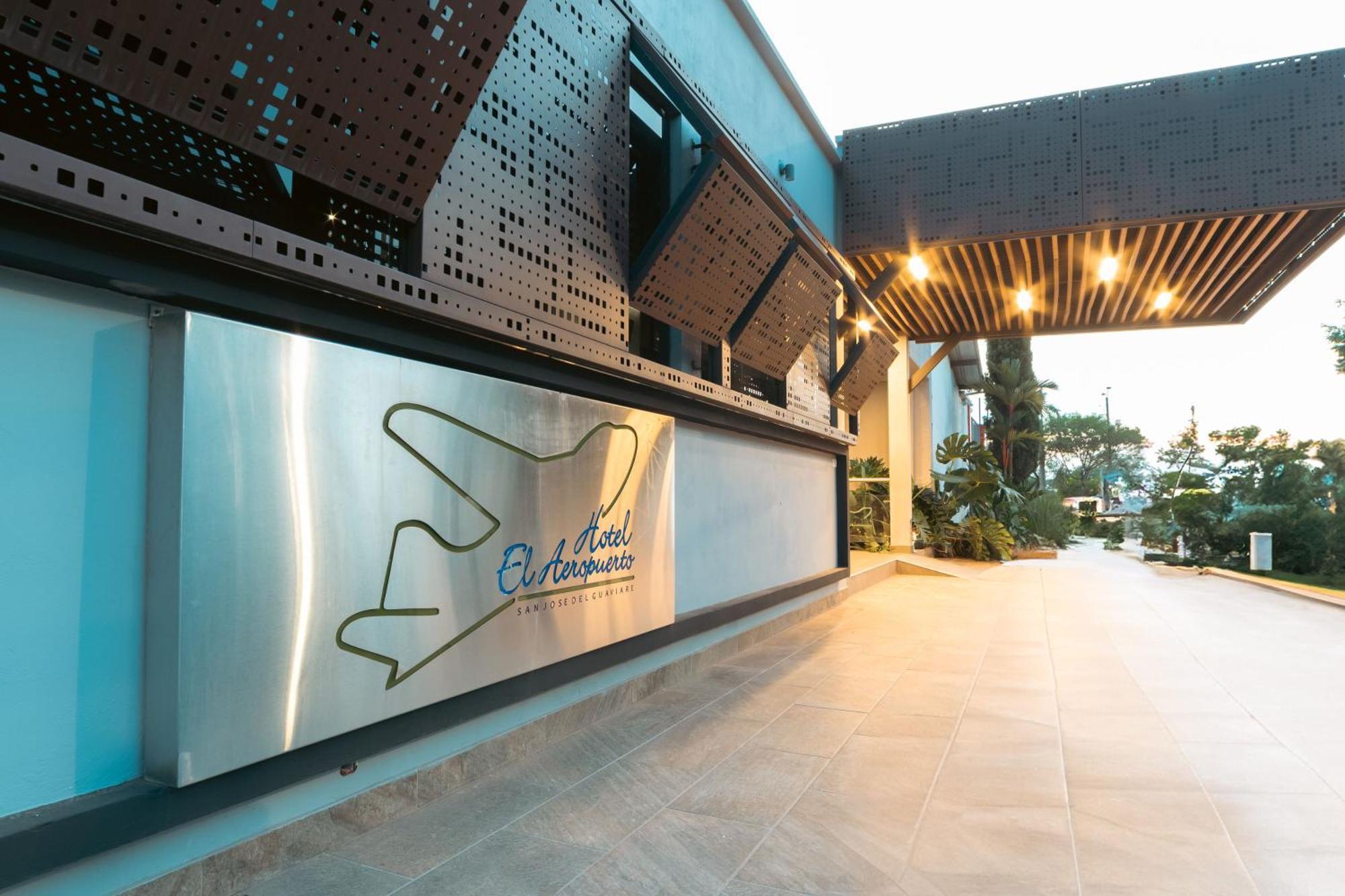 Hotel El Aeropuerto San José del Guaviare Εξωτερικό φωτογραφία